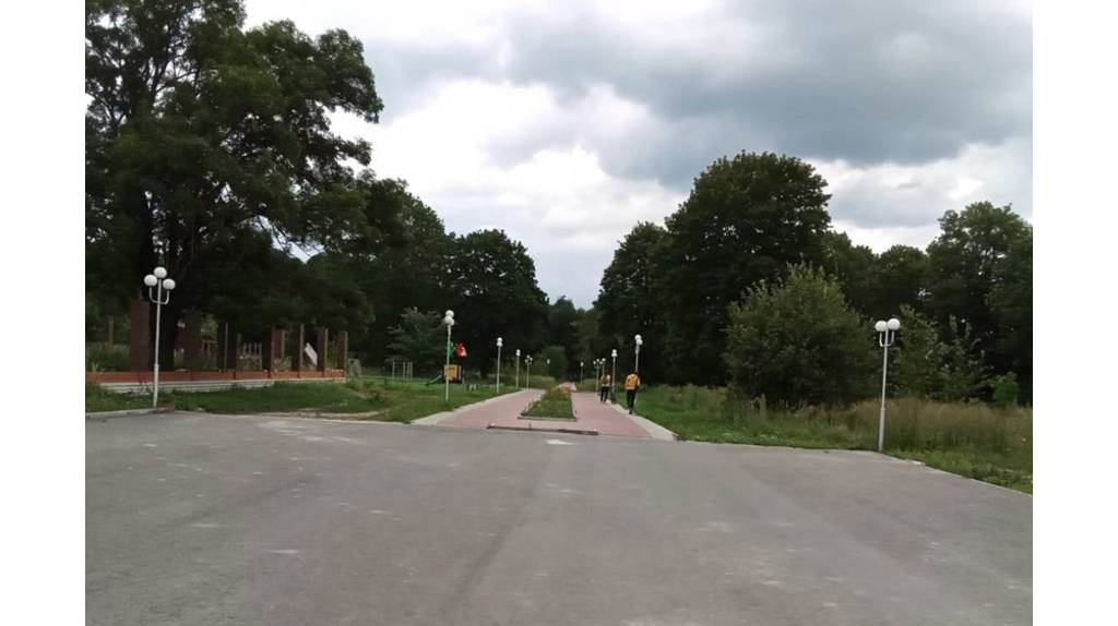 Благоустройство парка в рамках нацпроекта в брянском Дятьково продолжается