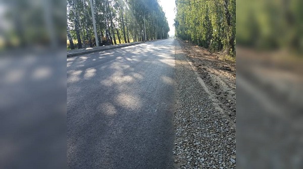 На участке автодороги «Брянск-Новозыбков»-Кокино-Скуратово выполняется обустройсво обочин 