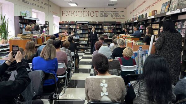 В «Брянсккниге» прошел литературно-патриотический вечер, посвященный героям спецоперации