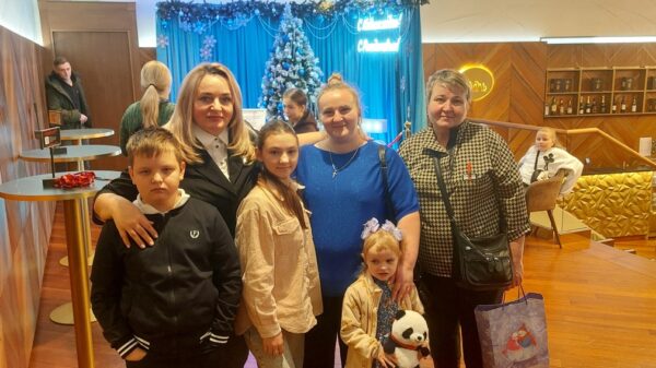 Семьи участников спецоперации из Брянской области в Москве посмотрели новогодний спектакль