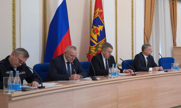 В правительстве Брянщины обсудили итоги реализации региональных проектов нацпроекта «Безопасные качественные дороги» за прошедший год