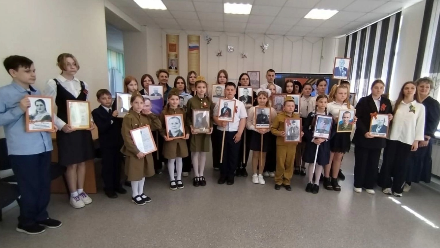 Школьники Красногорского района Брянщины приняли участие в акции «Семейная книга памяти»