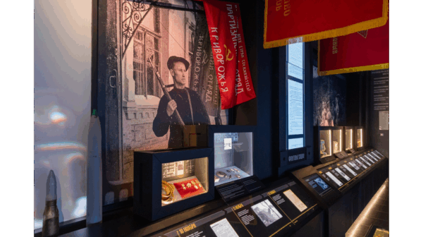 В Брянском краеведческом музее работает выставка, посвященная истории партизанского движения