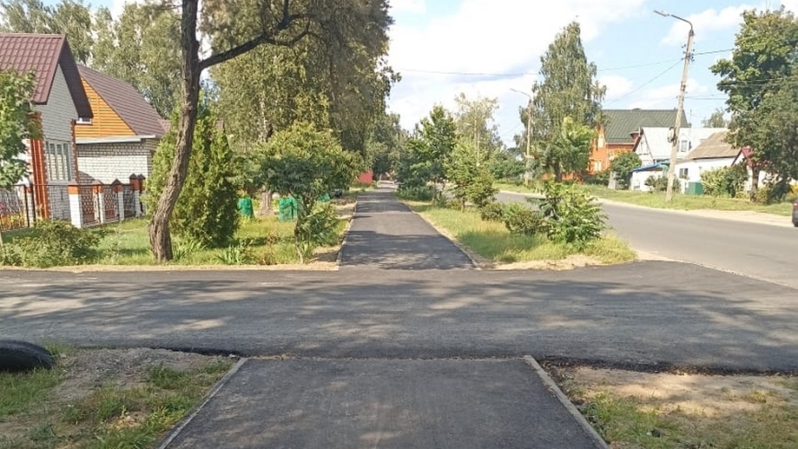 В Брянске по улице Менжинского продолжается капремонт дороги