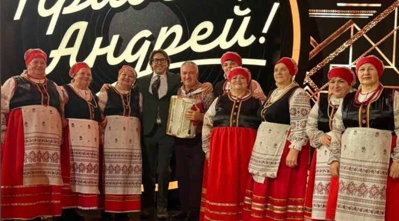 Солисты из почепских Доманичей Брянщины выступят в программе «Привет, Андрей!»