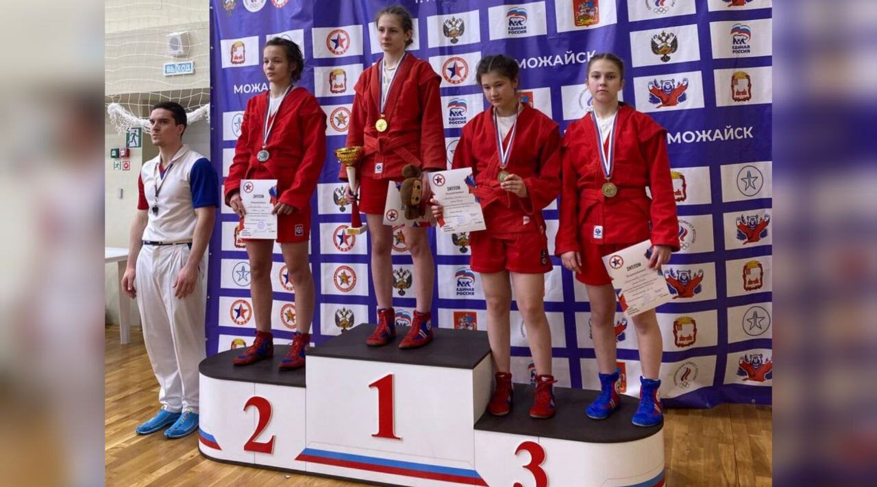 Юные брянские самбисты завоевали 2 бронзы Первенства ЦФО