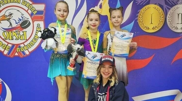 Брянские фигуристки завоевали медали разного достоинтства на Кубке губернатора Орловской области