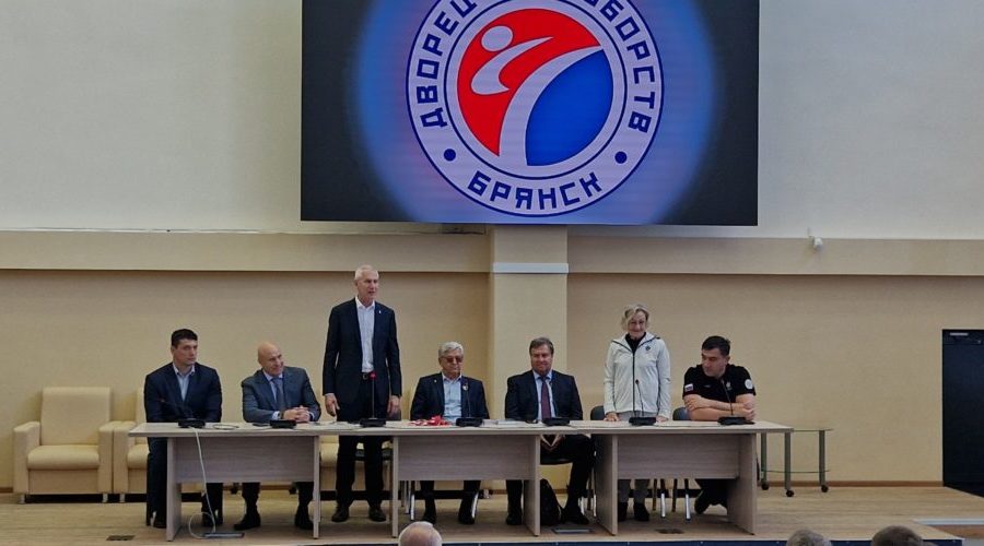 Брянскую область посетили легендарные российские спортсмены