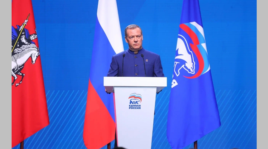 Председатель ВПП «Единая Россия» Медведев поблагодарил брянских партийцев