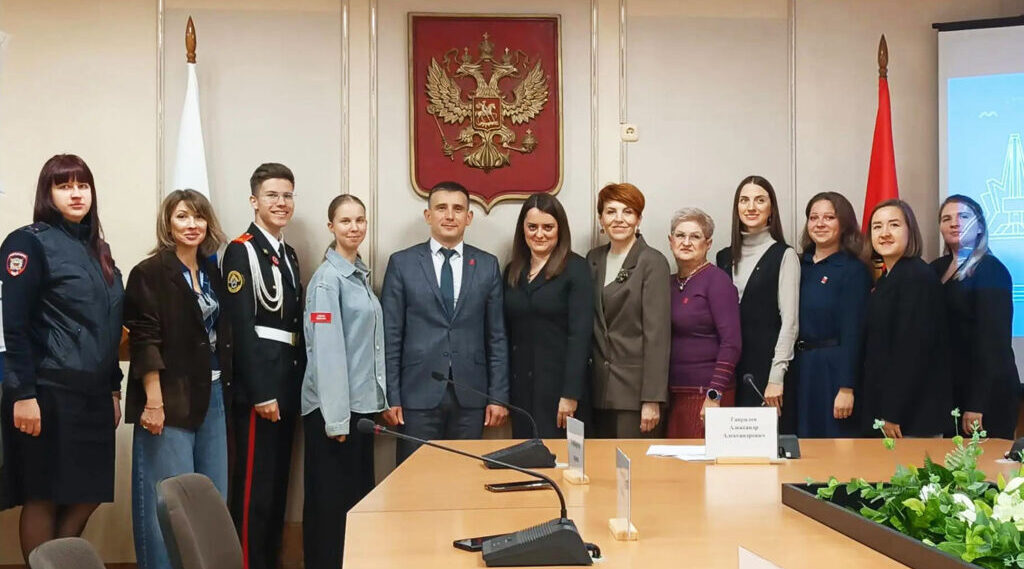 В Брянске открыты 100 первичных отделений «Движения Первых»
