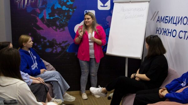 День молодежи отметили в региональном штабе общественной поддержки в Брянске