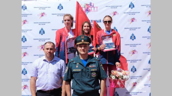 Спасатели из Брянской области приняли участие в состязаниях по пожарно-спасательному спорту