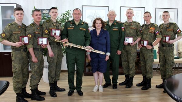 В Брянске Марина Дбар провела встречу с курсантами Военного учебного центра при БГИТУ