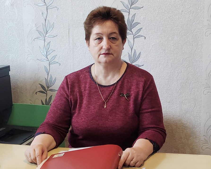 Татьяна Михайловна Тарико, директор Летяховской основной общеобразовательной школы Красногорского района Брянщины, считает, что российские военнослужащие – патриоты своего Отечества, отважные и храбрые