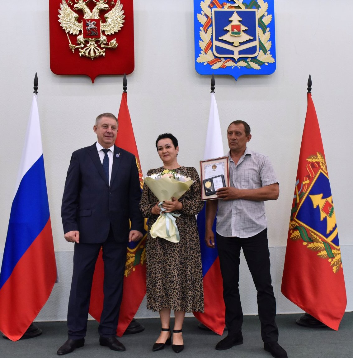 Супружеской паре из Красногорского района Брянщины вручена медаль «За любовь и верность»