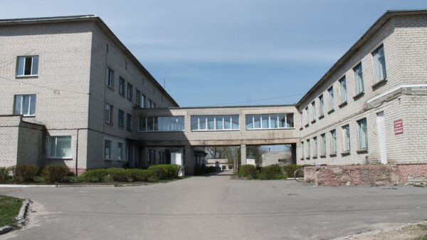 В Суземской райбольнице Брянской области обновят кровли 3-х зданий