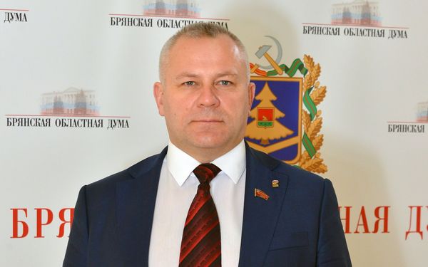 Председатель регионального парламента Валентин Суббот рассказал о новой мере поддержки медработников на Брянщине