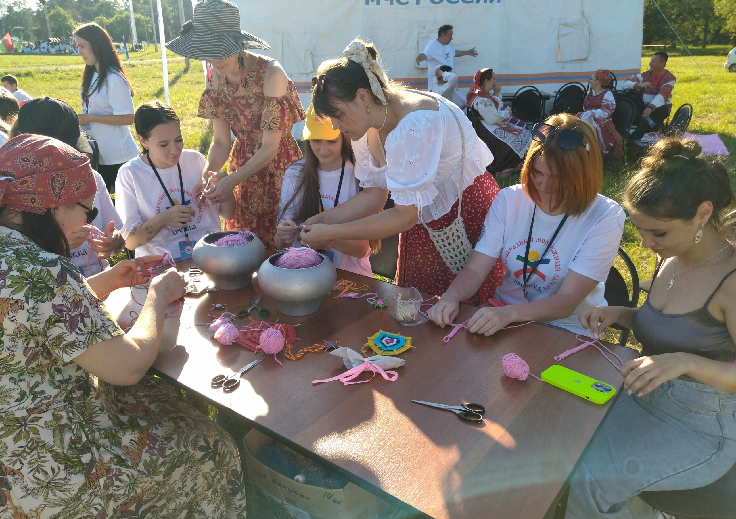 Делегация Красногорского района Брянщины приняла участие в молодёжном лагере «Дружба-2024»