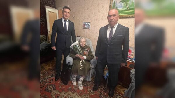 В Фокинском районе Брянска поздравляют ветеранов