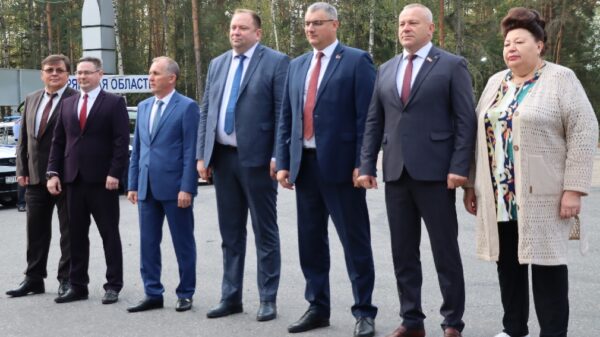 Делегацию Брянщины на бизнес-форуме «Гомель-Брянск» возглавил спикер облдумы Валентин Суббот