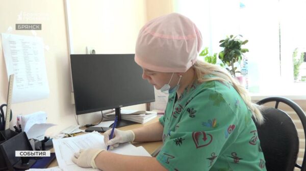 Брянские педиатры рекомендуют прививать детей от гриппа