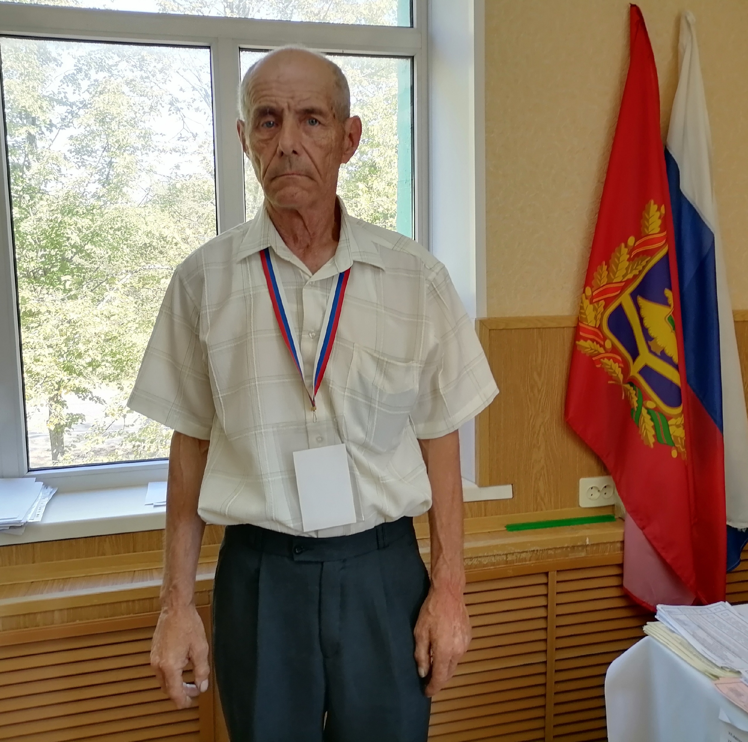 На брянской Красногорщине мнение о выборах выразил представитель участковой избирательной комиссии