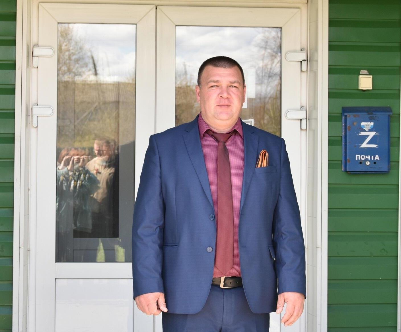 Виталий Алексеевич Мамочкин, директор физкультурно-оздоровительного комплекса «Беседь» Красногорского района Брянщины считает, что непоколебимое мужество российских бойцов приближает нашу победу