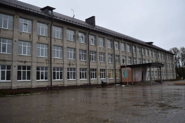 В брянском регионе в Клетнянской школе №1 до конца года завершится масштабный  капремонт