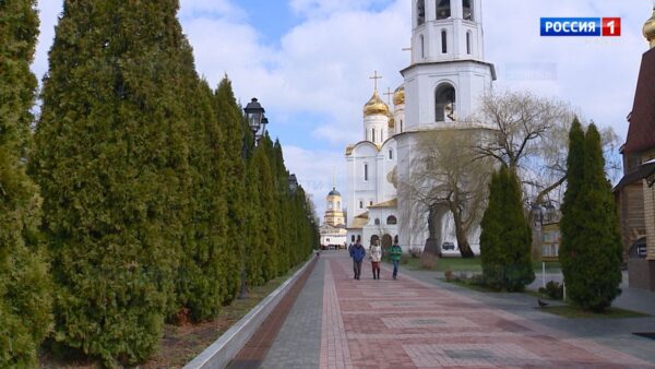 Жители Брянщины сегодня отмечают Покров Пресвятой Богородицы