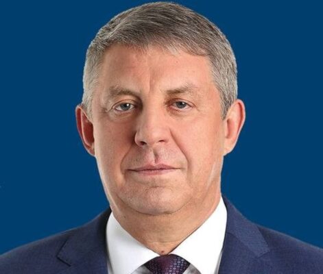 За 2 дня жители Брянщины адресовали губернатору Александру Богомазу более 300 обращений
