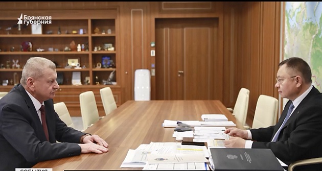 Глава Минстроя РФ Файзуллин провел рабочую встречу с замгубернатора Брянщины Николаем Симоненко