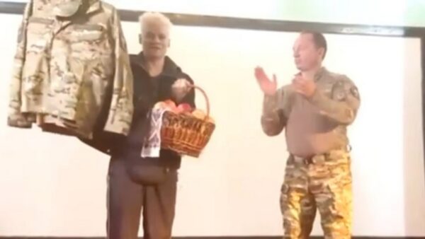 Певец Shaman выступил перед бойцами брянского «БАРСа»