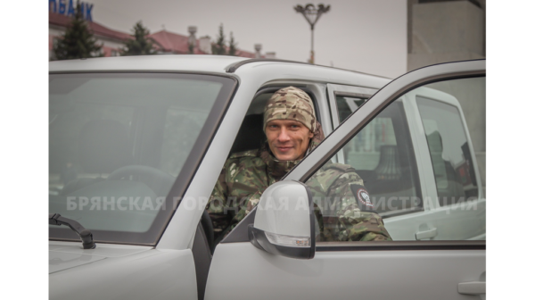 Начальник отдела по транспорту Брянской мэрии Владимир Борисенков вступил в ряды батальона «БАРС-Брянск»