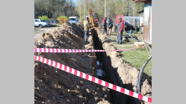 На ул. Молодежной брянской Суземки проложили водопровод