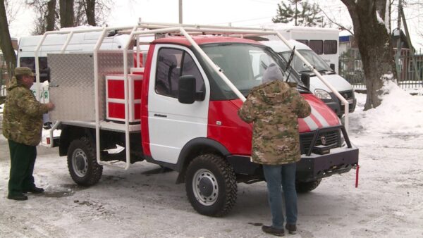 Парк лесопожарной службы Брянской области пополнился новым спецавтомобилем