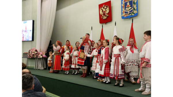 В Правительстве Брянщины в торжественной обстановке подвели итоги Года семьи