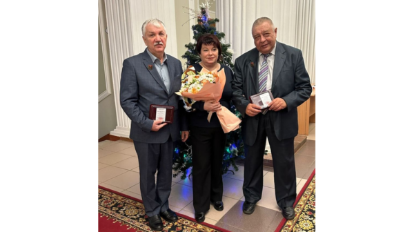 Трое брянцев получили награды за заслуги в развитии физкультуры и спорта  