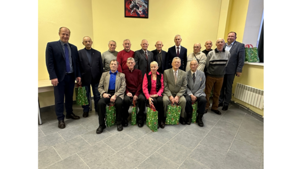 Председатель комитета Госдумы РФ по физкультуре и спорту Олег Матыцин встретился с ветеранами спорта