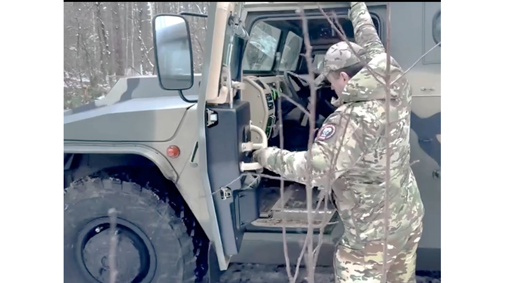 Добровольческое подразделение «БАРС-Брянск» получило бронетехнику