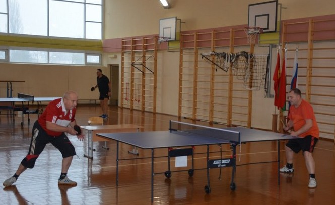 Брянские красногорцы приняли участие в межрегиональном турнир по настольному теннису среди ветеранов