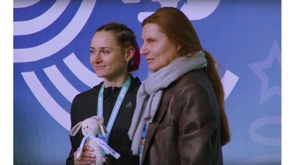 Брянская бегунья Мария Прохорец завоевала золото на «Рождественских стартах»