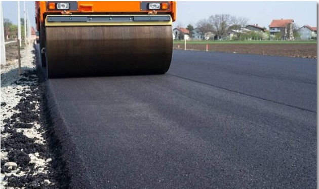 В брянском Сельцо значительно улучшили состояние дорожной сети