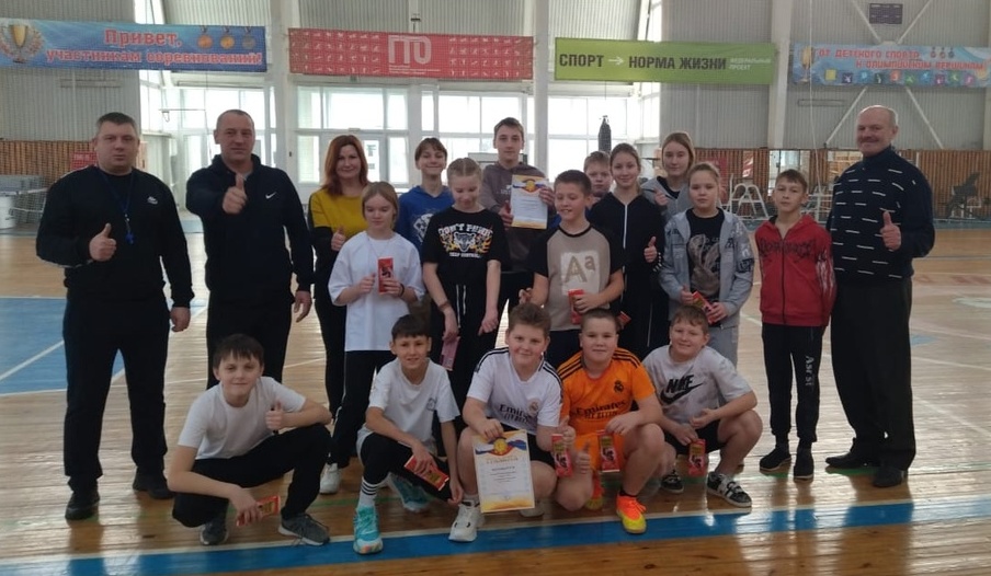 Новогодние каникулы в спортивном духе: жители Красногорского района Брянщины активно провели выходные