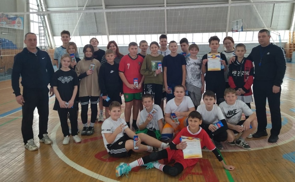 Новогодние каникулы в спортивном духе: жители Красногорского района Брянщины активно провели выходные