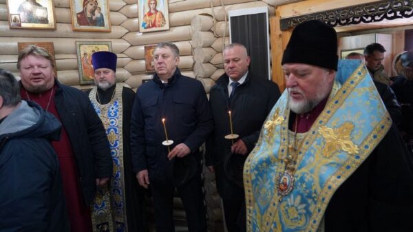 В Брянске ветераны Афганистана посетили часовню Александра Невского