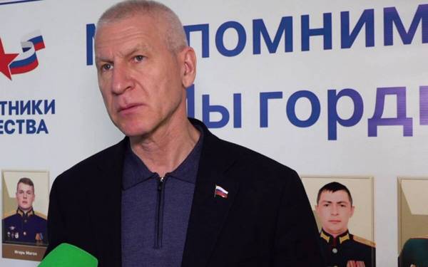 Депутат Госдумы Олег Матыцин посетил брянский фонд «Защитники Отечества»