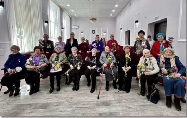 В Бежицком районе Брянска наградили активистов ветеранского движения