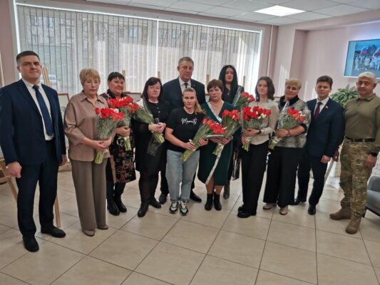 Брянский губернатор Александр Богомаз встретился с мамами и женами наших защитников