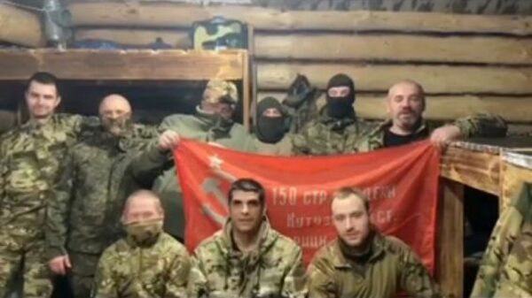 Наши защитники передали поздравления с 8 Марта женщинам Брянщины 