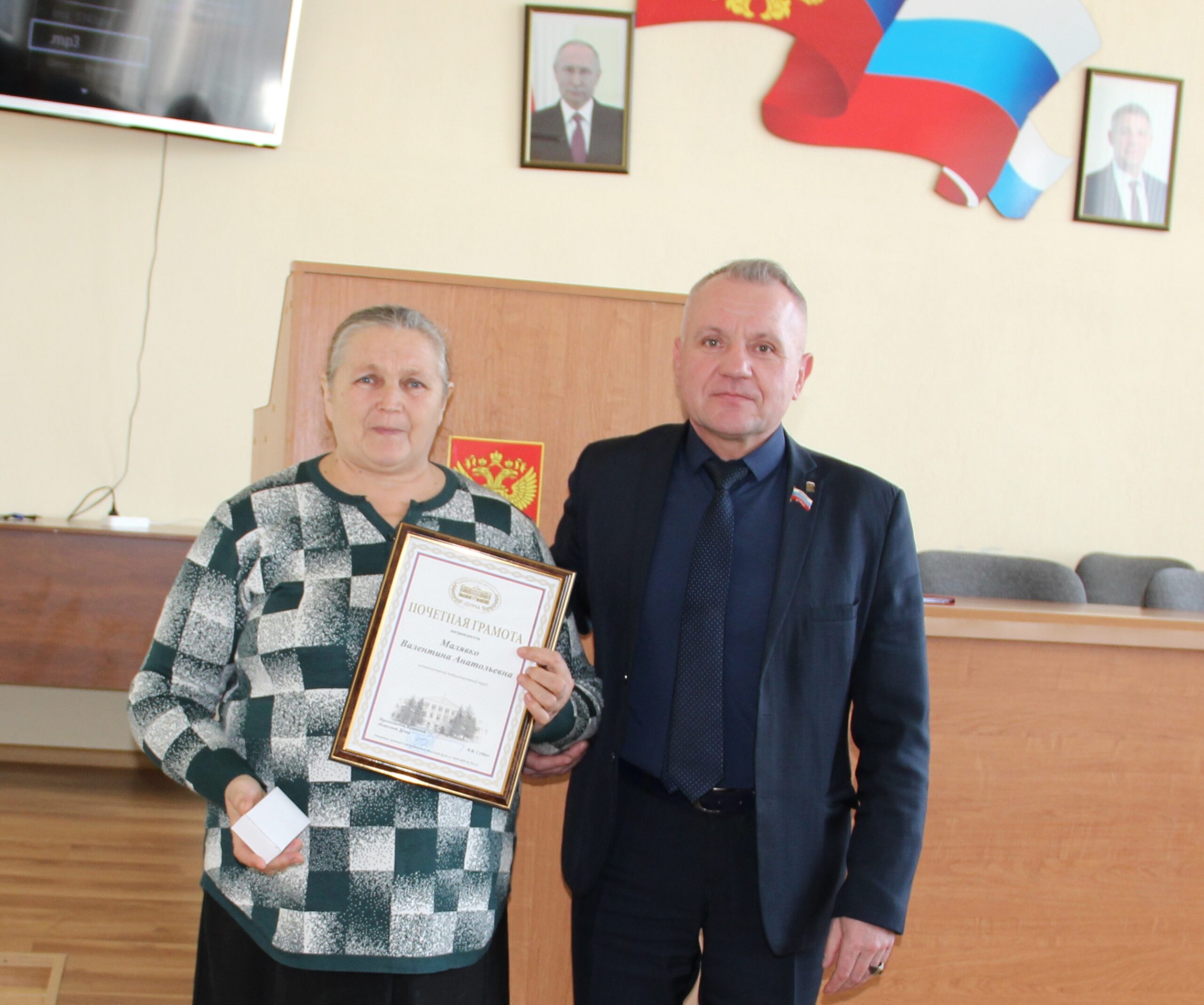 В брянской Красной Горе прошла сессия райсовета